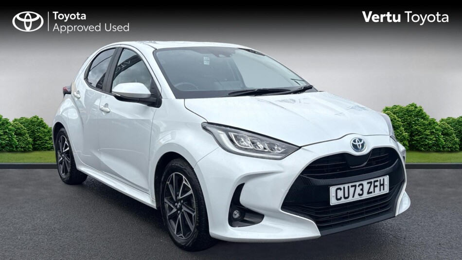 Toyota Yaris 1.5 Hybrid Design 5dr CVT Hybrid Hatchback